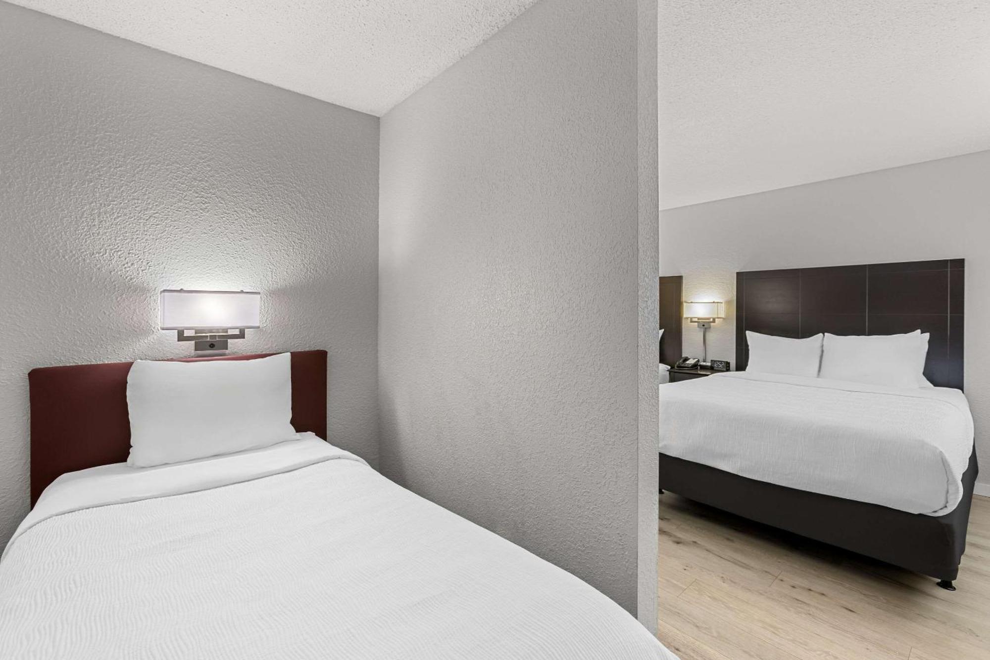 Quality Inn Lakefront Saint Ignace Exterior foto